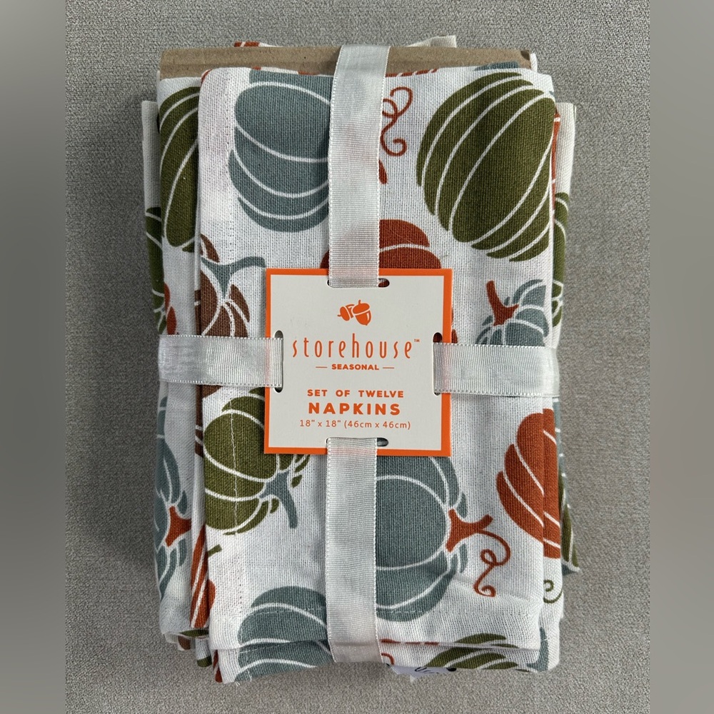 Storehouse Pumpkin Print 100% Cotton Napkins. Set of 12.